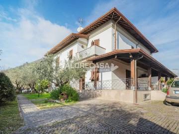 Villetta a schiera in vendita a Carrara MS
