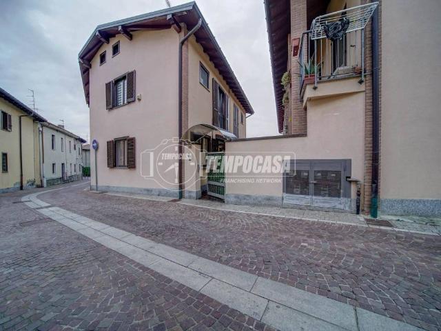 Villetta a schiera in vendita a Cavaria con Premezzo VA