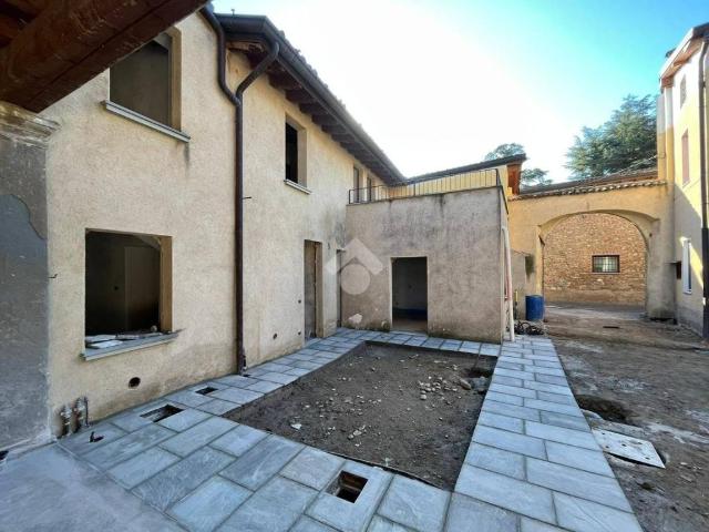 Villetta a schiera in vendita a Cazzago San Martino BS