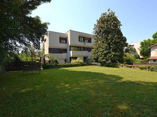Villetta a schiera in vendita a Cernusco Lombardone LC