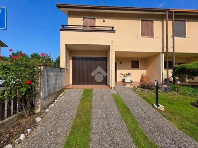 Villetta a schiera in vendita a Chiari BS