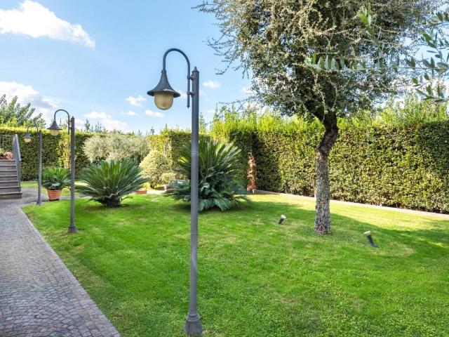 Villetta a schiera in vendita a Ciampino RM