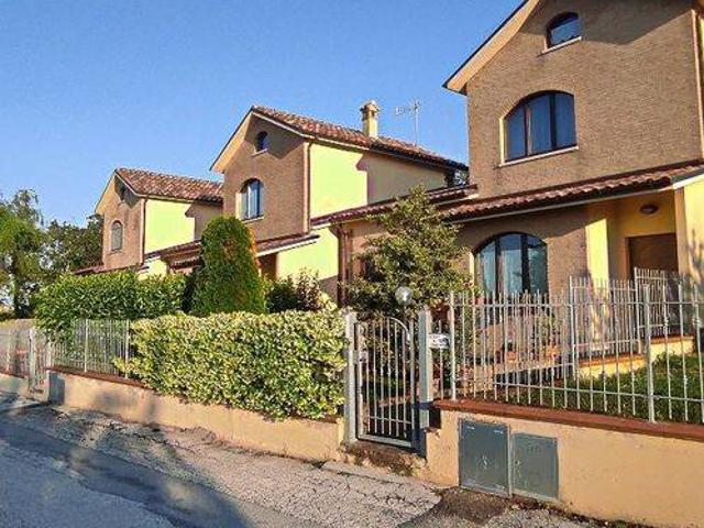 Villetta a schiera in vendita a Cingoli MC