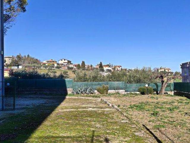 Villetta a schiera in vendita a Cingoli MC