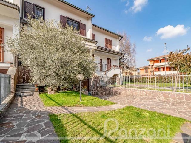 Villa in vendita a Cisliano MI