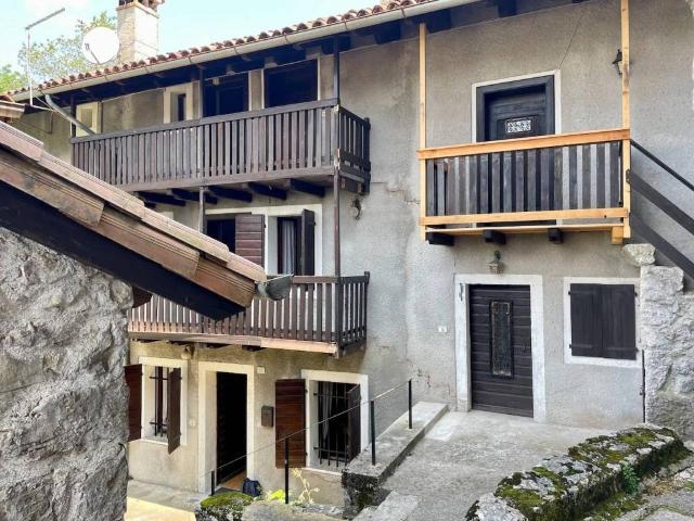 Villetta a schiera in vendita a Clauzetto PN