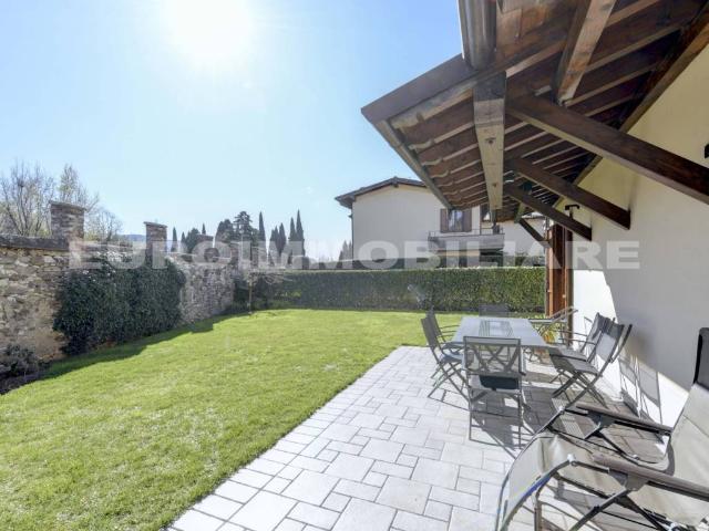 Villa in vendita a Collebeato BS