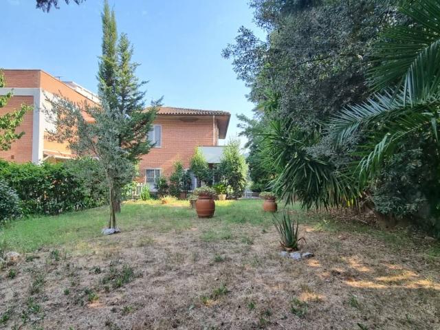 Villetta a schiera in vendita a Collesalvetti LI