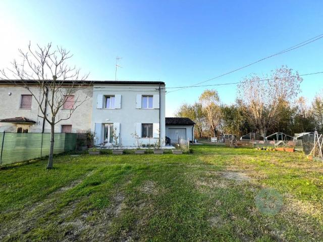 Villetta a schiera in vendita a Concordia sulla Secchia MO