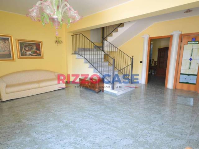 Villetta a schiera in vendita a Corigliano Rossano CS