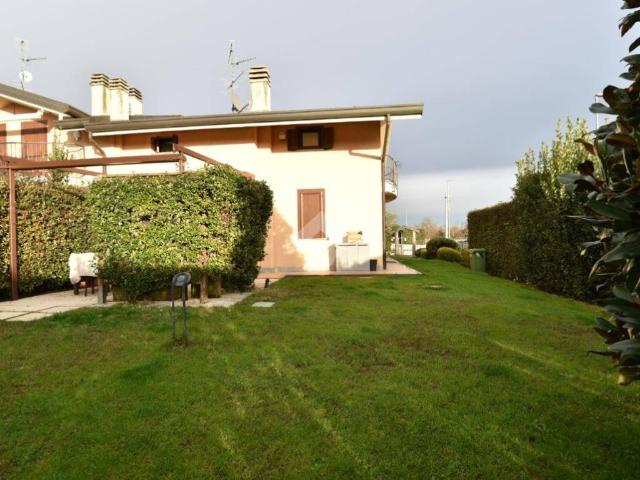 Villetta a schiera in vendita a Correzzana MB