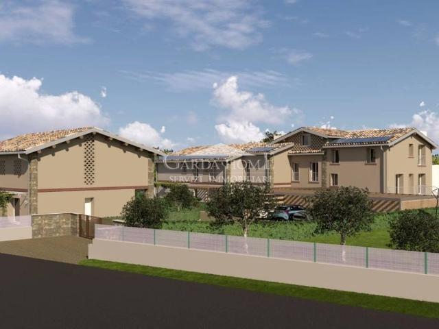Casa indipendente in vendita a Desenzano del Garda BS