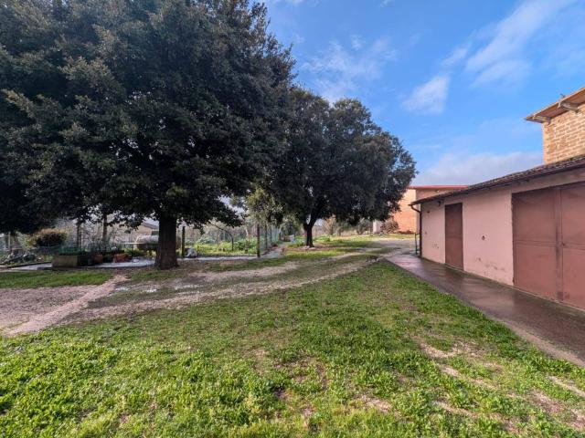 Villa in vendita a Deruta PG