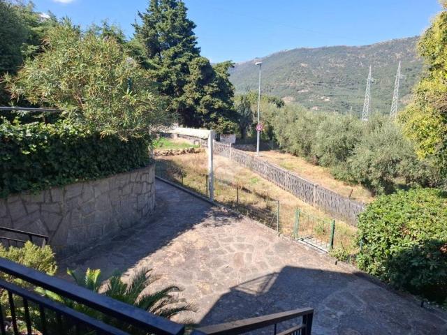Villetta a schiera in vendita a Diano Arentino IM