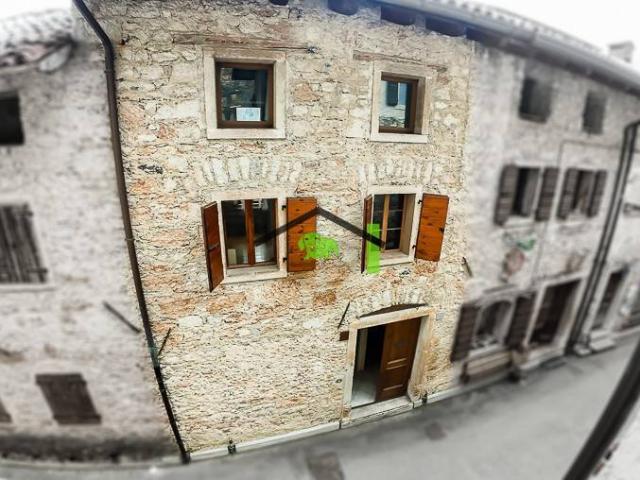 Villetta a schiera in vendita a Erto e Casso PN