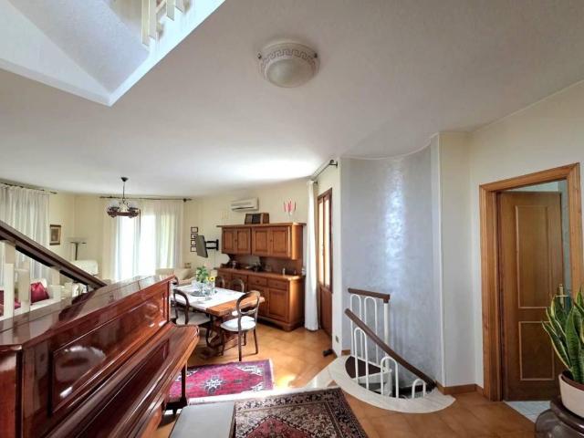 Villa in vendita a Fucecchio FI