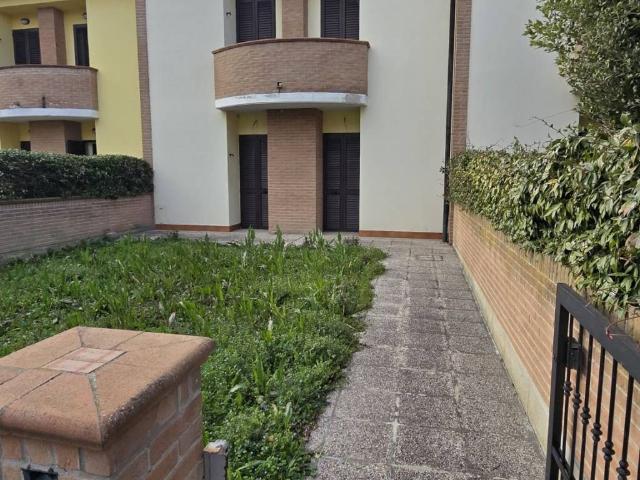 Villetta a schiera in vendita a Finale Emilia MO