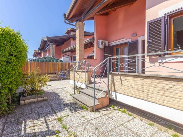 Villetta a schiera in vendita a Fiumicino RM