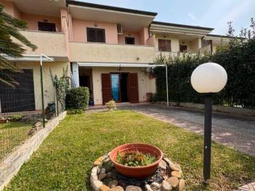Villetta a schiera in vendita a Fondi LT