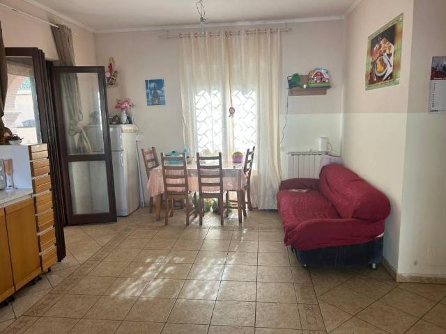 Villetta a schiera in vendita a Fonte Nuova RM