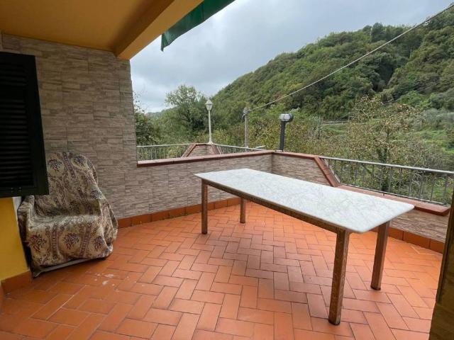 Villetta a schiera in vendita a Fosdinovo MS