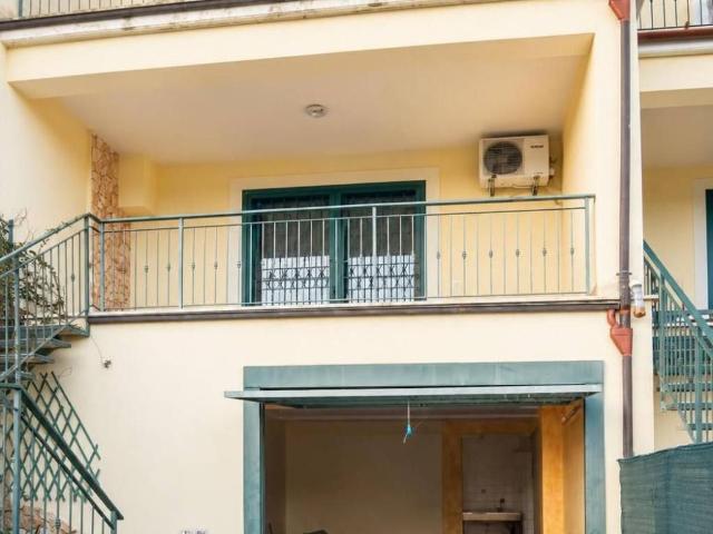 Villetta a schiera in vendita a Forano RI