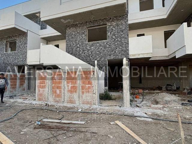 Villetta a schiera in vendita a Frignano CE