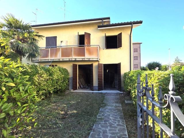 Villetta a schiera in vendita a Gualtieri RE