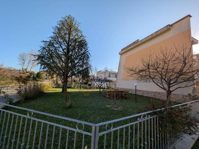 Villetta a schiera in vendita a Gualdo Tadino PG