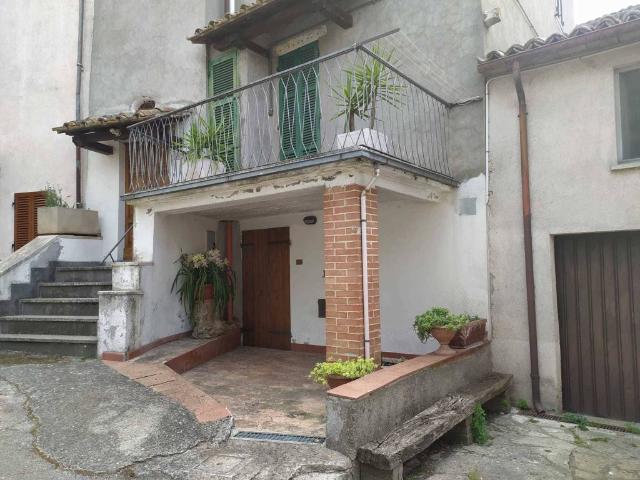 Villetta a schiera in vendita a Guardea TR