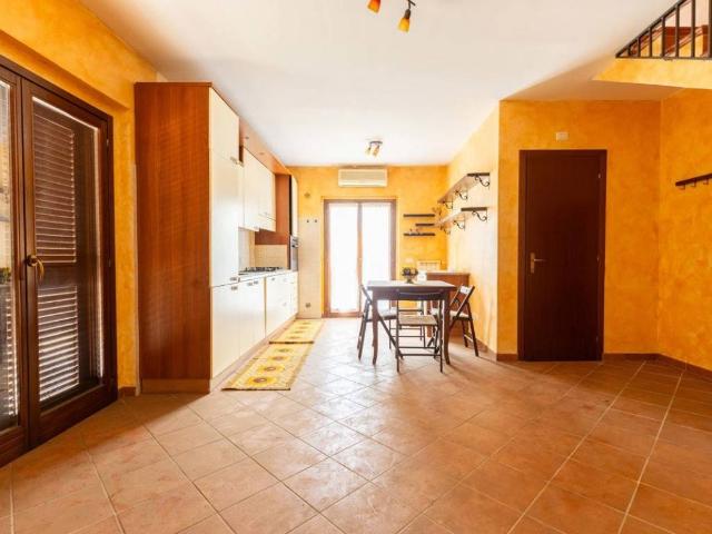 Villetta a schiera in vendita a Guidonia Montecelio RM