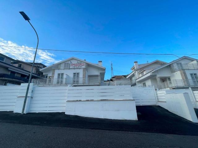 Villetta a schiera in vendita a Guidonia Montecelio RM