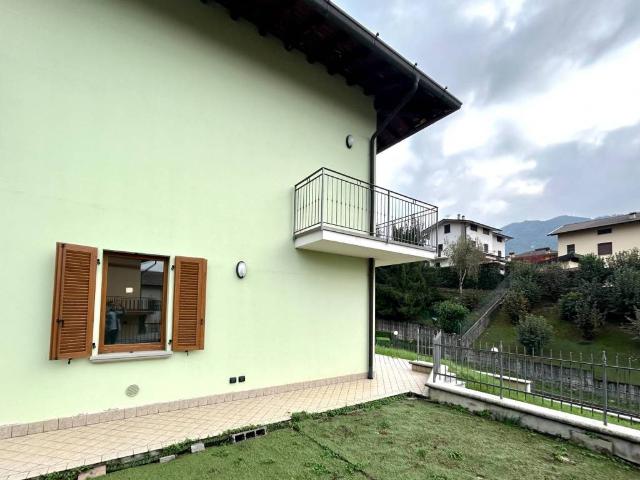 Villetta a schiera in vendita a Gandino BG