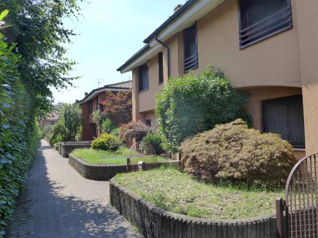Villetta a schiera in vendita a Garbagnate Milanese MI