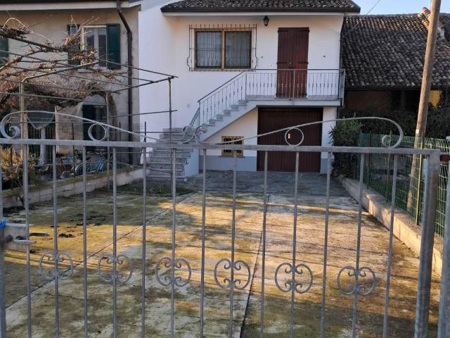 Villetta a schiera in vendita a Gazzola PC