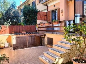 Villetta a schiera in vendita a Genzano di Roma RM