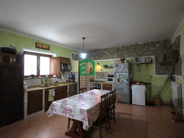 Villetta a schiera in vendita a Giove TR