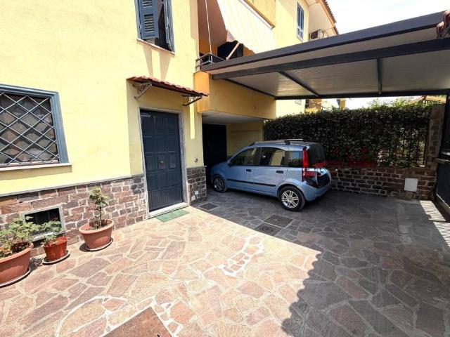 Villetta a schiera in vendita a Giugliano in Campania NA