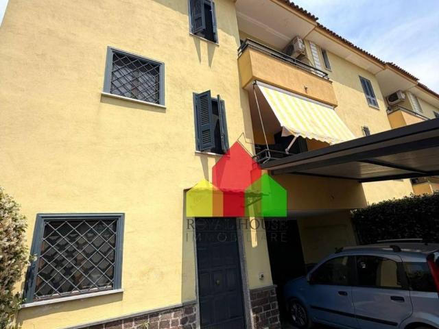 Villetta a schiera in vendita a Giugliano in Campania NA