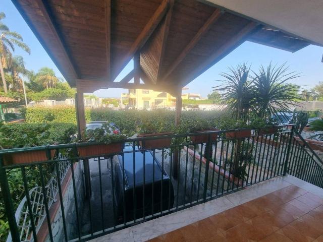 Villetta a schiera in vendita a Giugliano in Campania NA