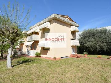 Villetta a schiera in vendita a Lucca LU