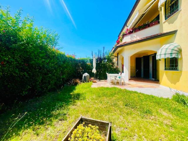 Villetta a schiera in vendita a Luni SP