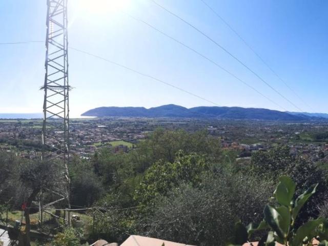 Villetta a schiera in vendita a Luni SP