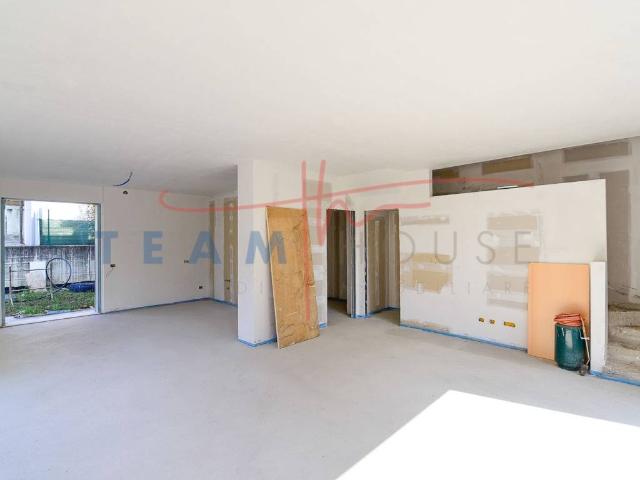 Villa in vendita a Lurago d'Erba CO
