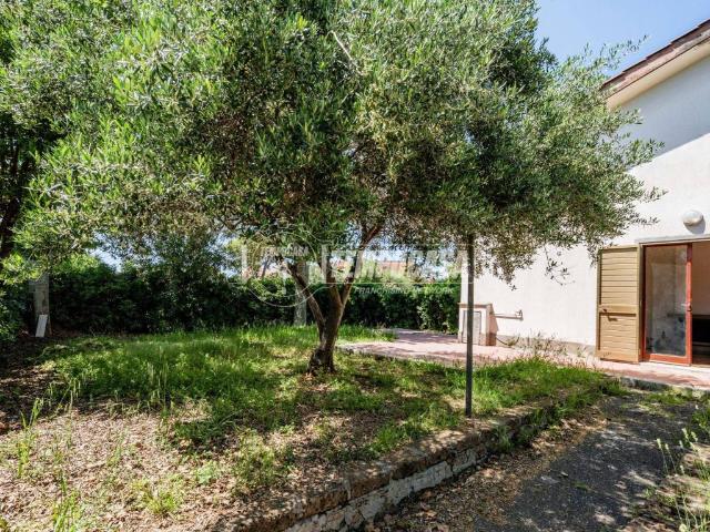 Villetta a schiera in vendita a Ladispoli RM