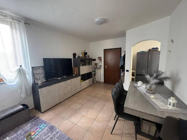 Villetta a schiera in vendita a Lavena Ponte Tresa VA
