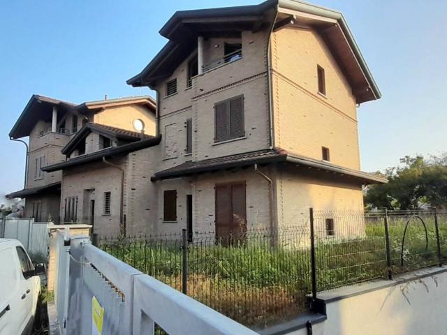 Villetta a schiera in vendita a Lentate sul Seveso MB