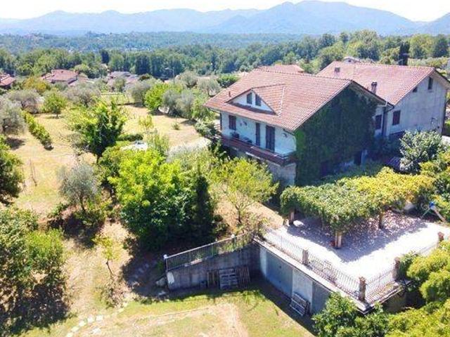 Villetta a schiera in vendita a Licciana Nardi MS