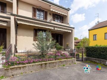 Villetta a schiera in vendita a Limbiate MB