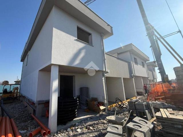 Villetta a schiera in vendita a Limido Comasco CO